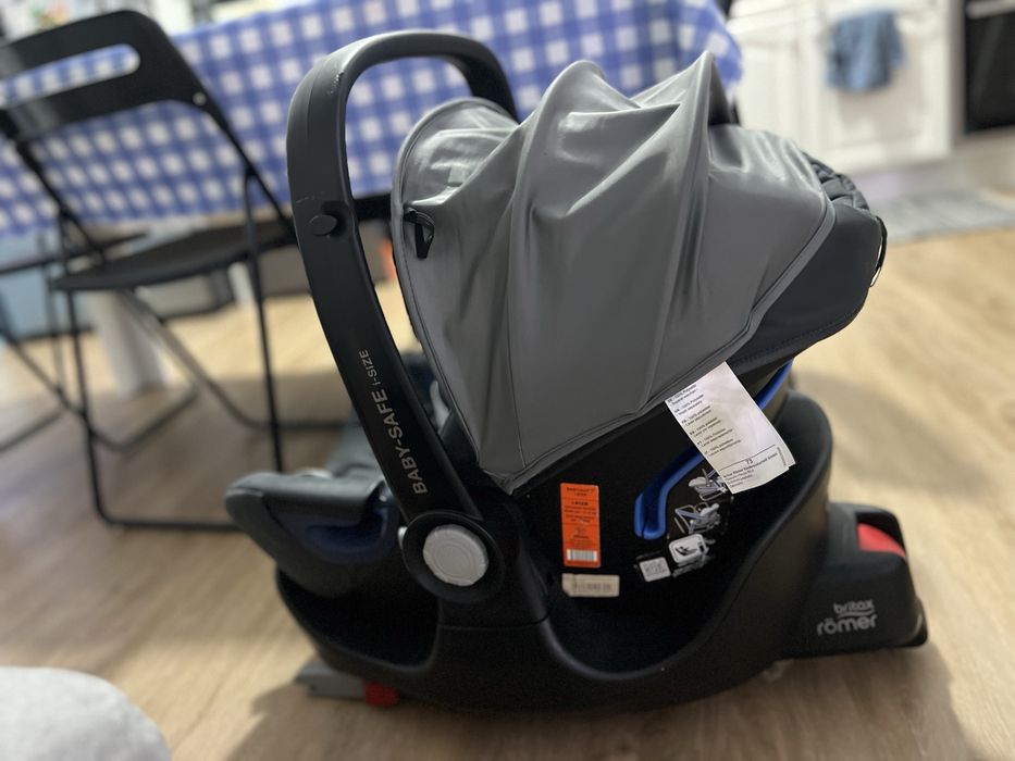 Britax romer baby safe i size