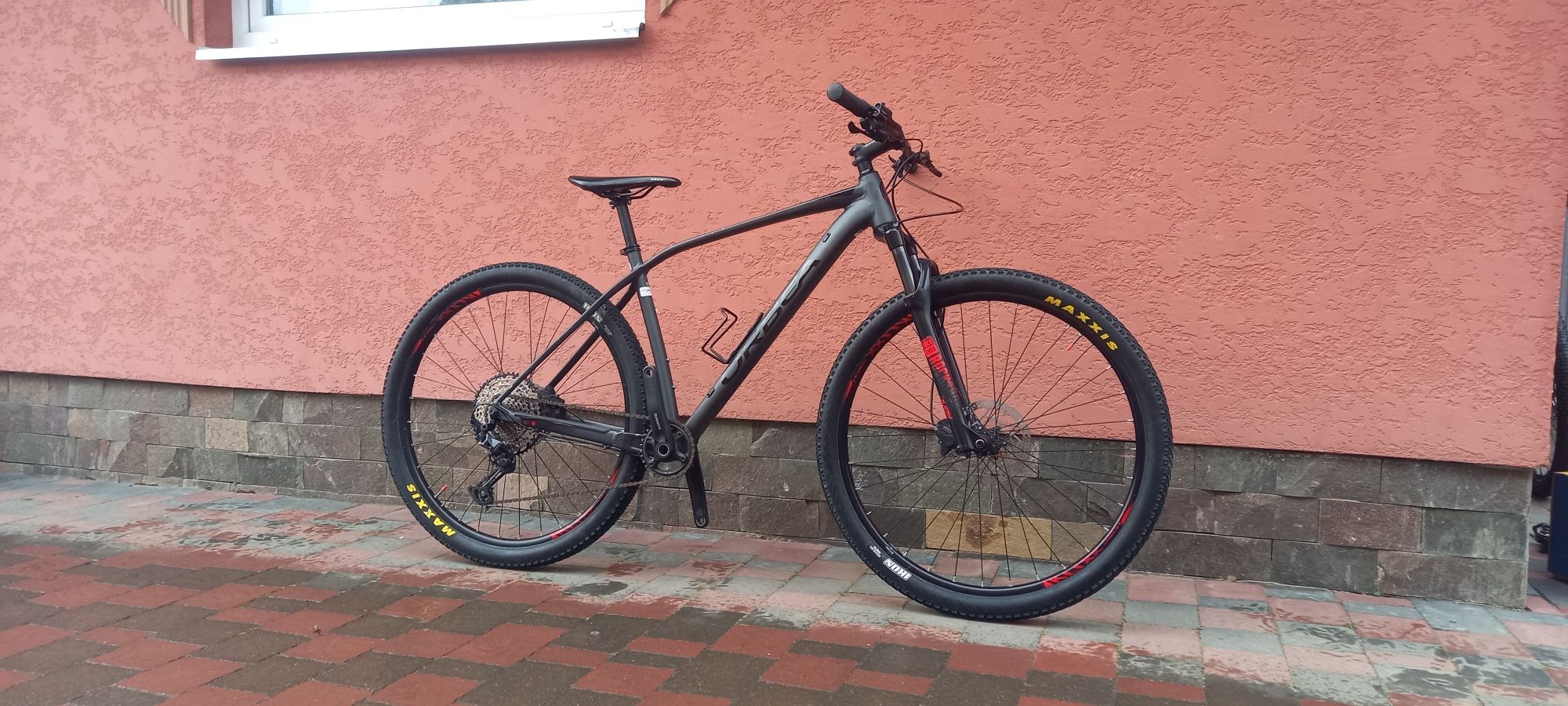 Orbea alma, shimano SLX, 1×12, shadow+,Rock Shox, 29