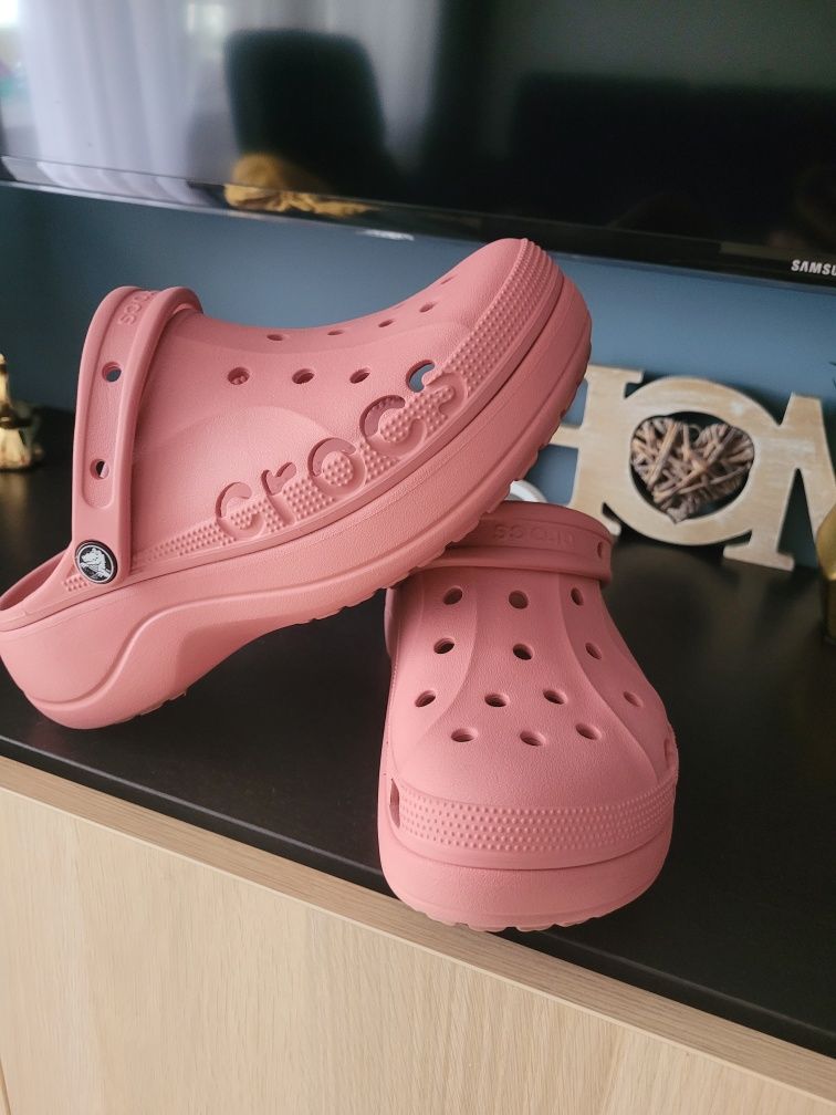 Crocs iconic comfort