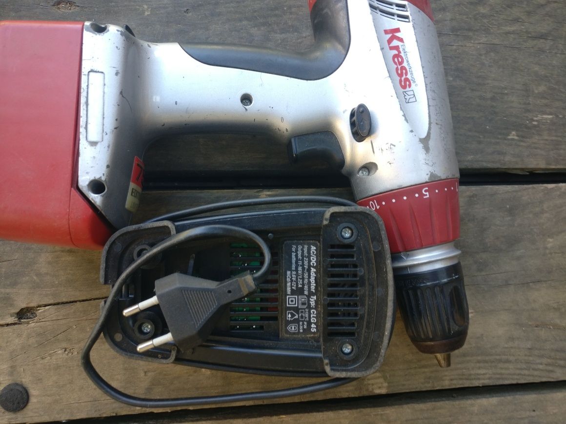 Uma aparafusadora KRESS para vender
