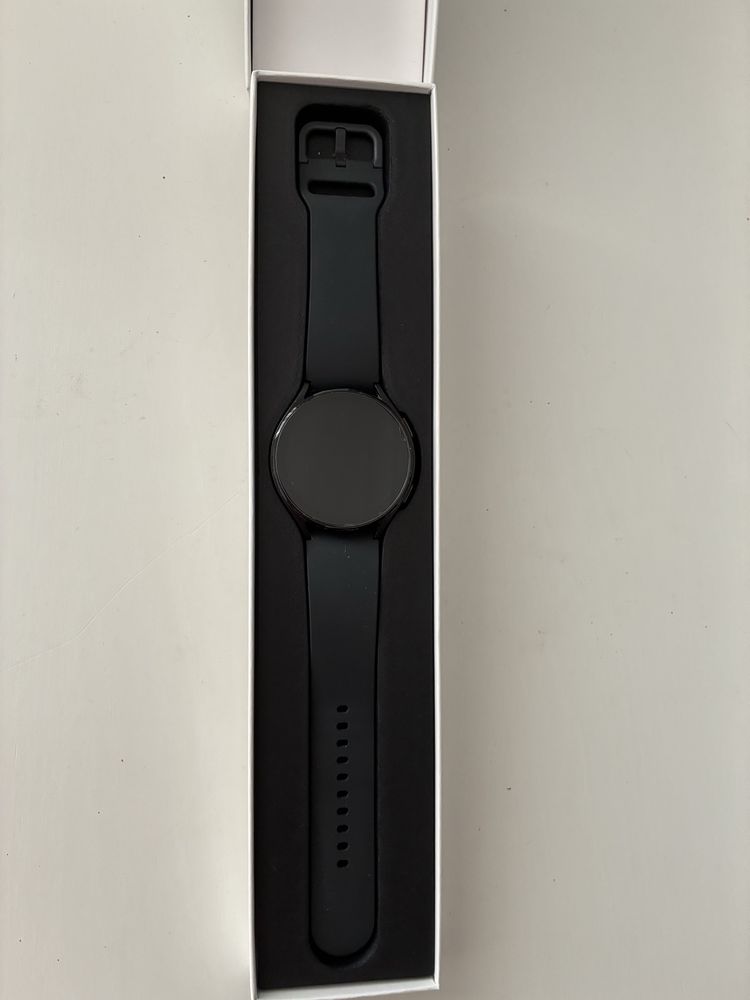 Samsung Galaxy Watch 5 - 44 mm - Preto (Bluetooth + 4G LTE)