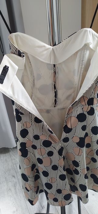 Sukienka rozkloszowana rozm 38