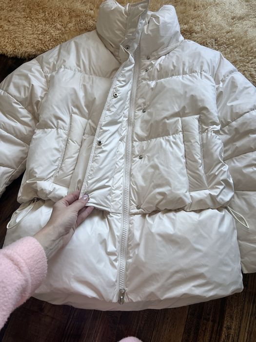 Пуховик пуфер молочний с-м