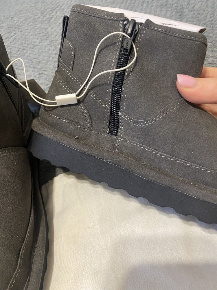Дитячі ботінки, уггі zara, 35 розмір! Срочно!
