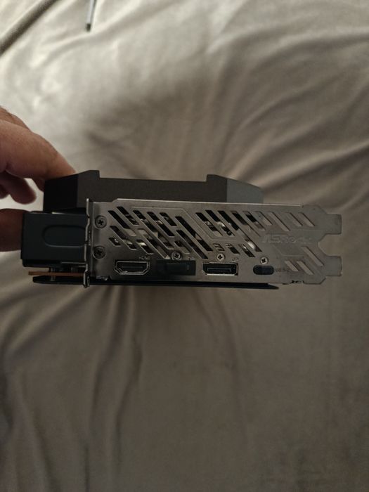 Placa gráfica ASRock Taichi 6800 xt 16gb