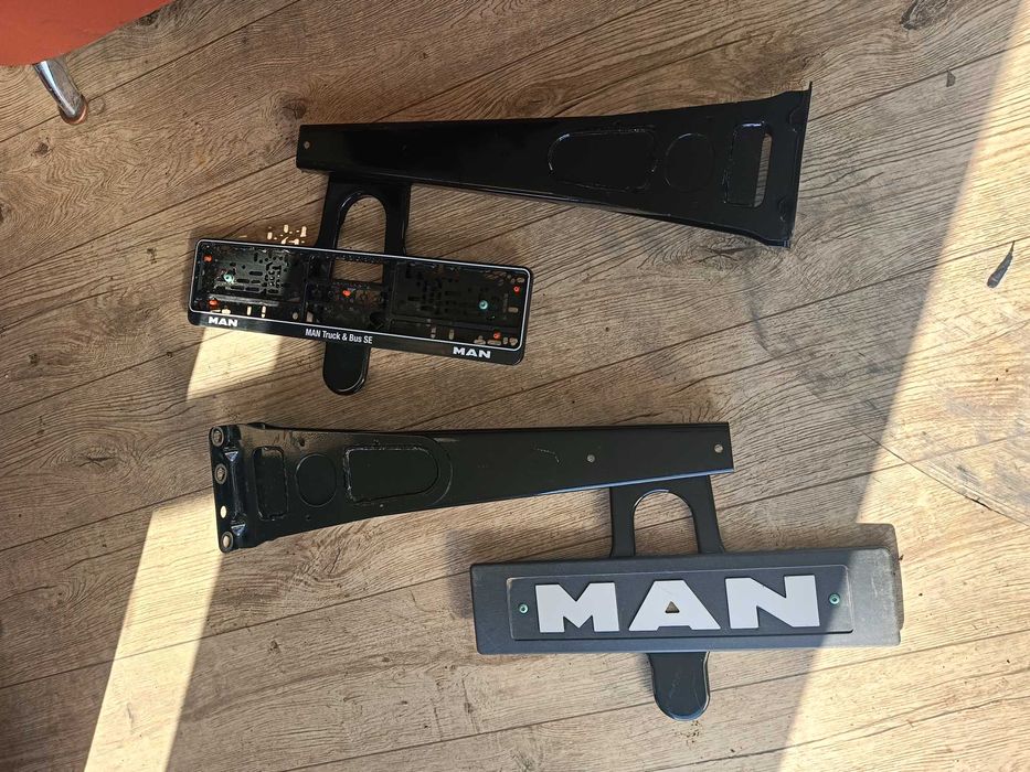 MAN uchwyt wspornik /  mocowanie tylne lamp TGS TGA TGX KOMPLET