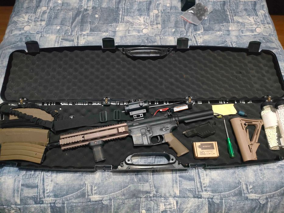 Réplica de Airsoft (Rossi Neptune) + Acessórios