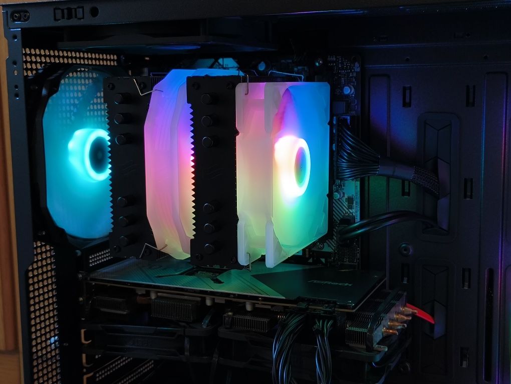 Gamingowy komputer stacjonarny z RGB: Ryzen 5 5600X | RX 5700 XT
