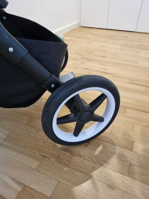 Wózek Bugaboo LYNX / z gondolą i siedziskiem + dodatki