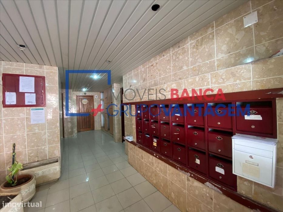 Apartamento T2, para Venda, em Setúbal