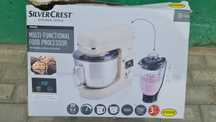 Robot kuchenny z mikserem