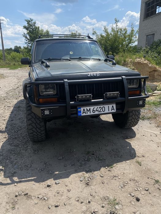 Джип XJ 2.5 дизель
