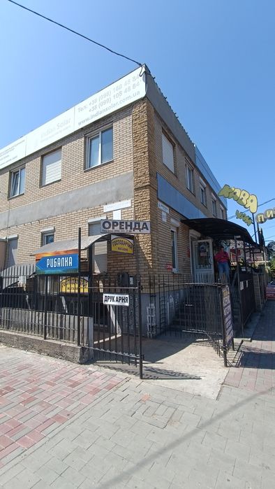 Б. Шевченка 112,  1 пов, 5-20 м кв