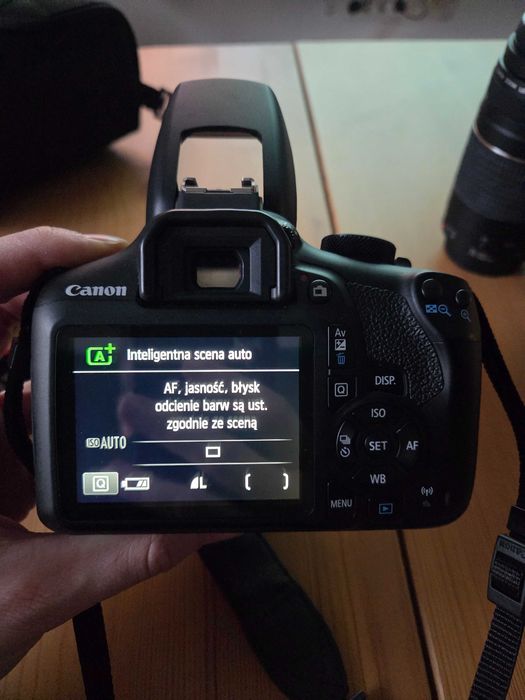 Aparat Canon 1300 + 2 obiektywy 18-55 oraz 75-300