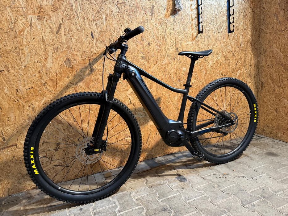 Sprzedam rower elekryczny GIANT FATHOM E+2