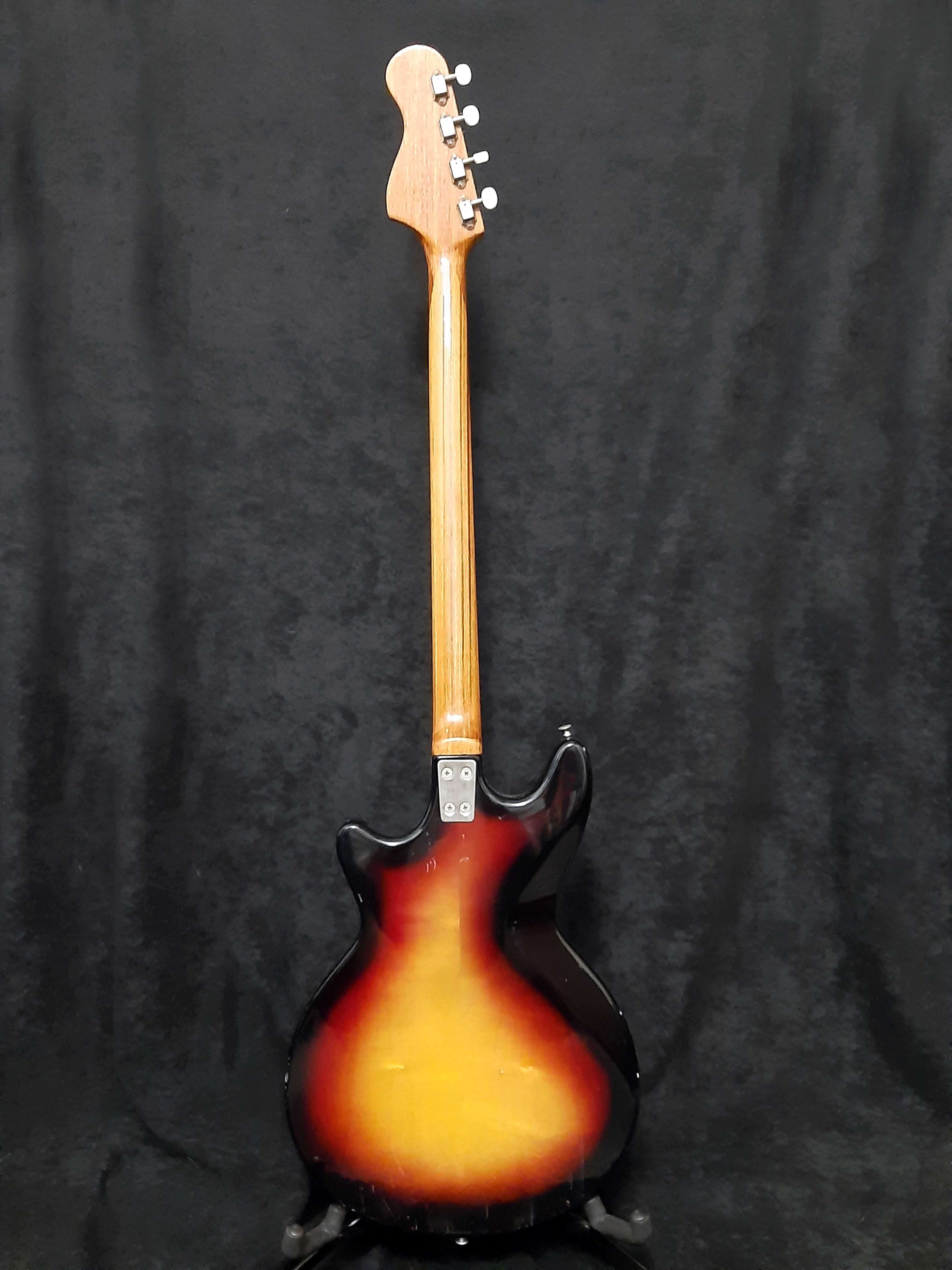 Elektryczna gitara basowa Framus Strato Star Bass 5/156.51 1960's