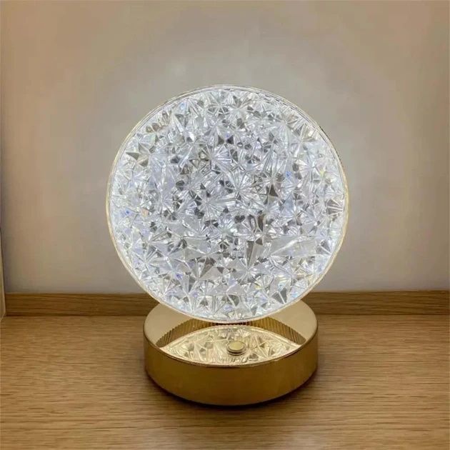Настольная лампа с кристаллами и бриллиантами