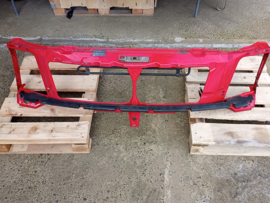 Передня панель радіаторів оригінал Фольксваген ЛТ- 35, ЛТ- 46.