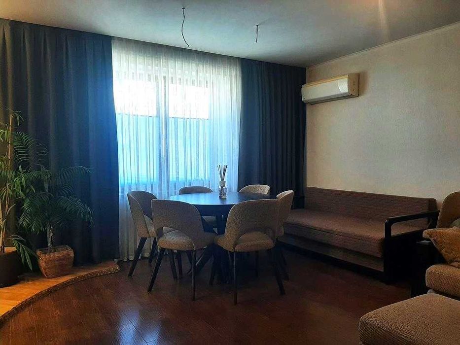 Продам двокімнатну квартиру  пр-т Шевченка 7А м. Вишгород ремонт меблі