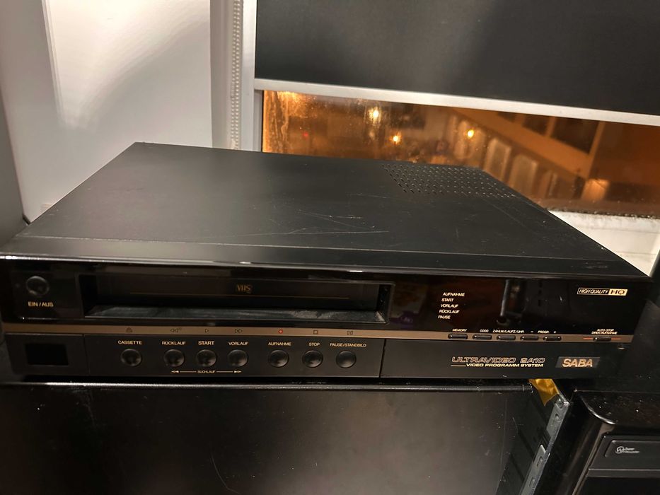 Magnetowid, video, odtwarzacz VHS - SABA