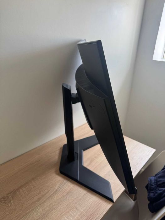 Monitor Curvo Gigabyte 32" G32QC VA 165Hz 1ms