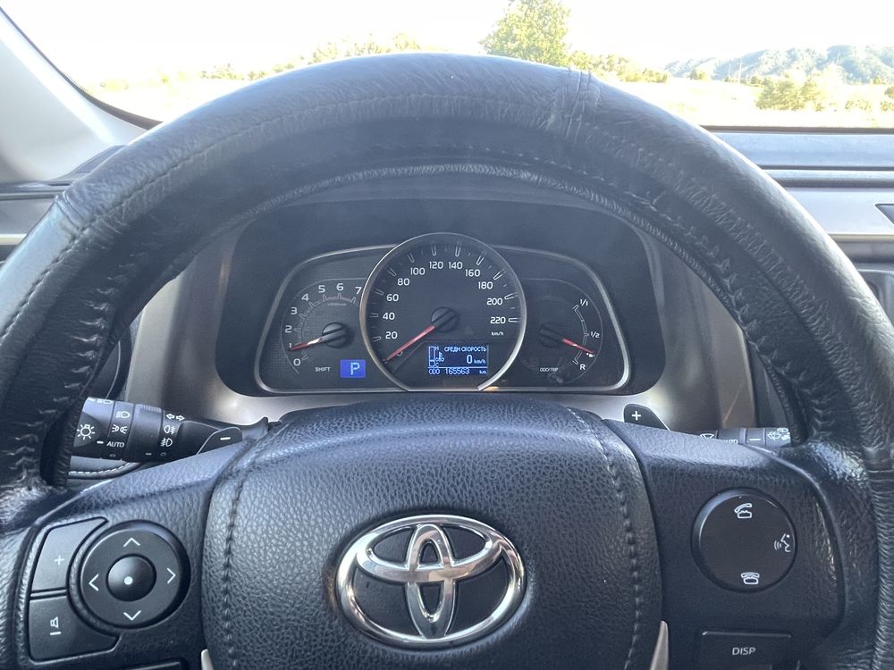 Toyota RAV4 2015р.