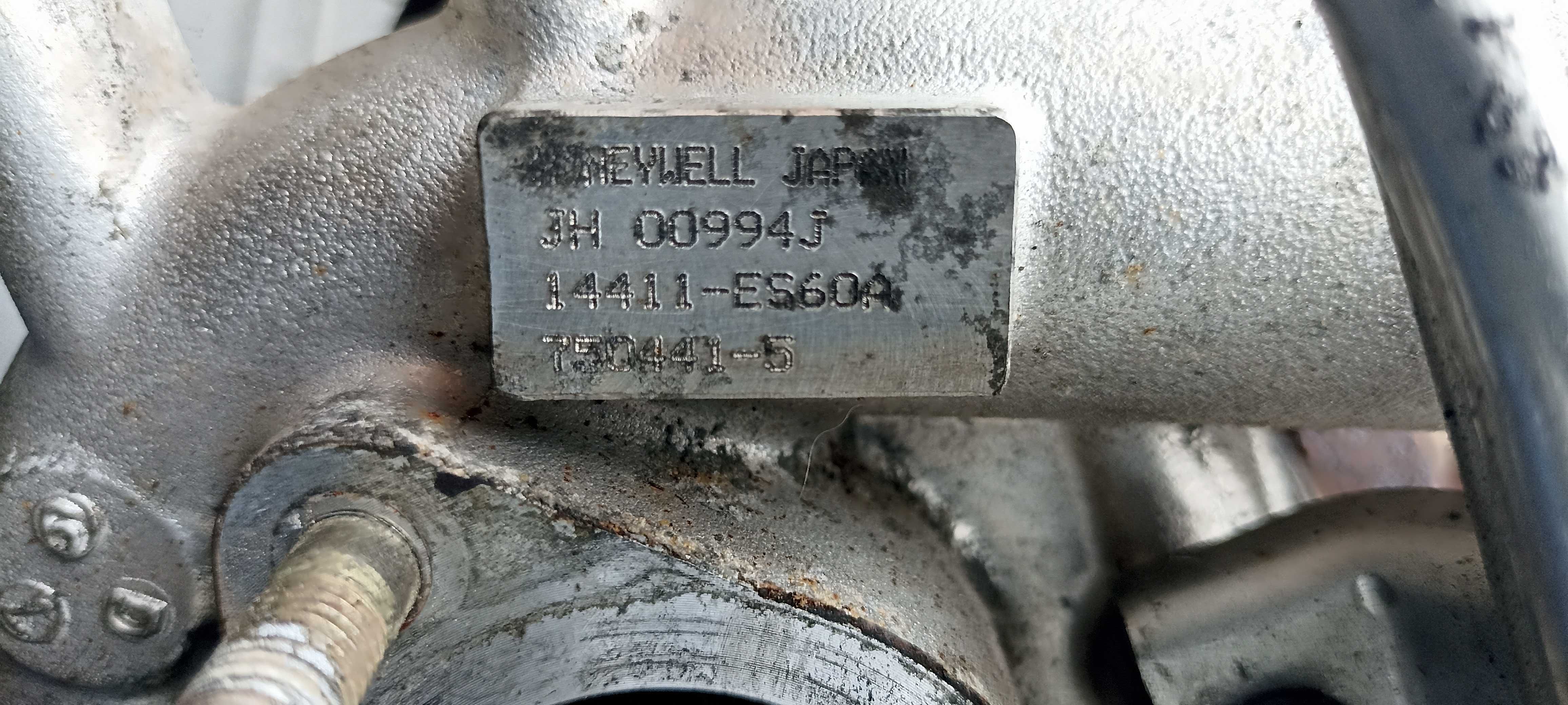 turbina turbosprężarka  kolektor x trail t30 2.2 dci