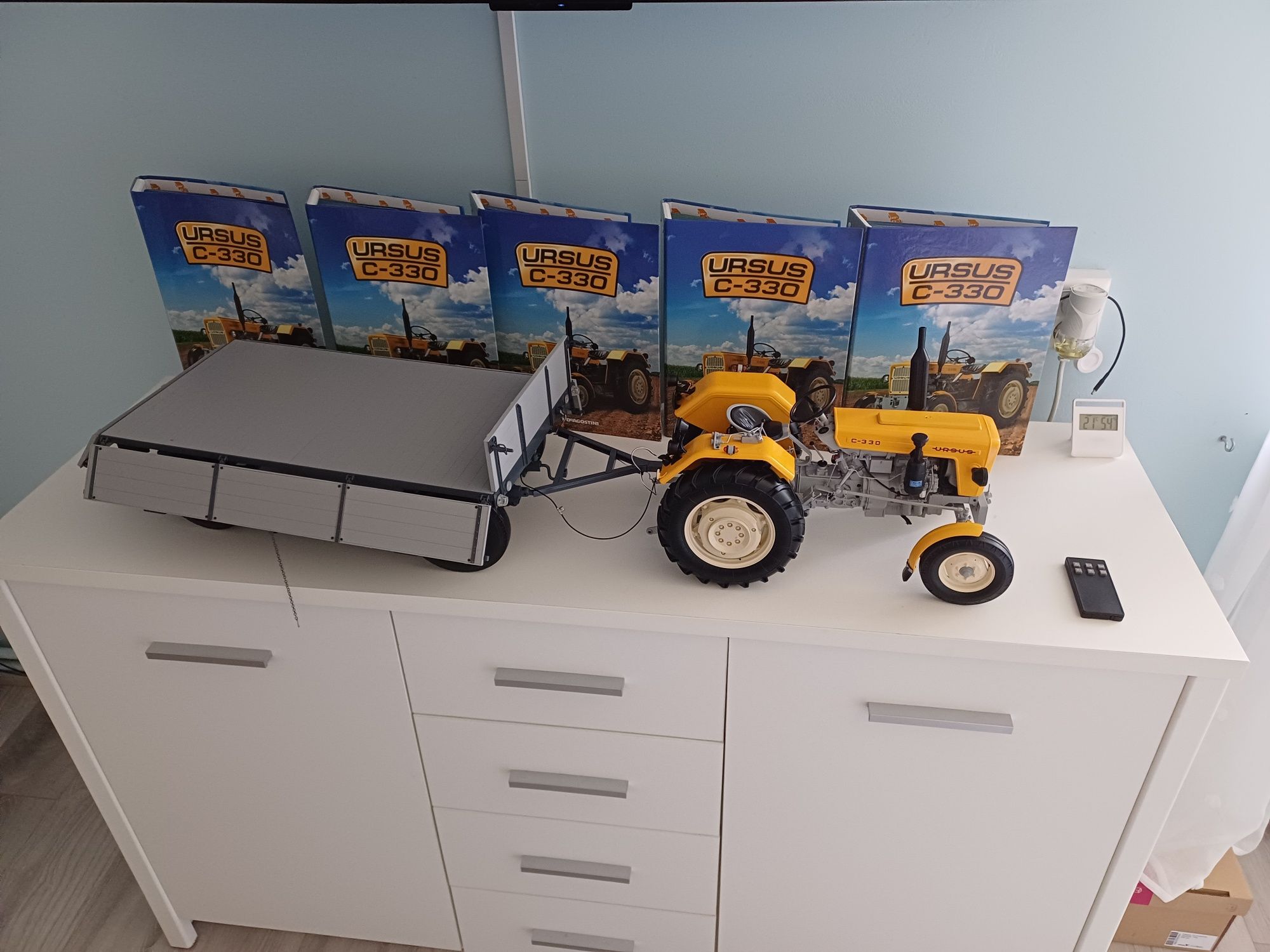 Model Ursus C-330 DeAgostini skala 1:8