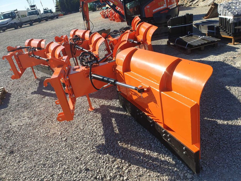Duży mocny pług do śniegu do tura tuza skladany Metal Technik Dostawa