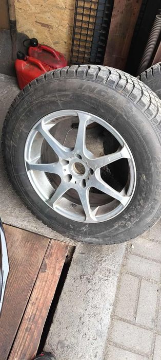Koła aluminiowe z oponami zimowymi