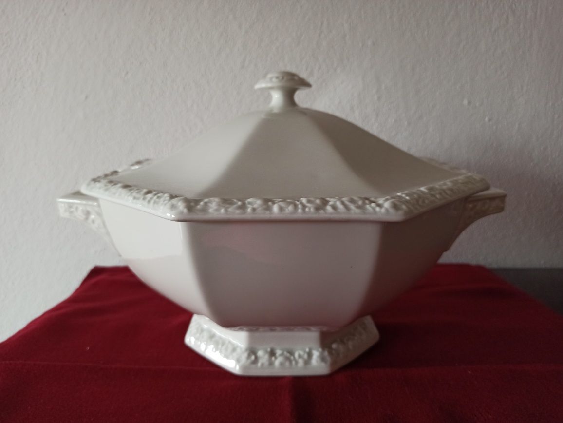 Wytworna, porcelanowa waza na zupę "Biała Maria" Rosenthal o poj. 2,8l