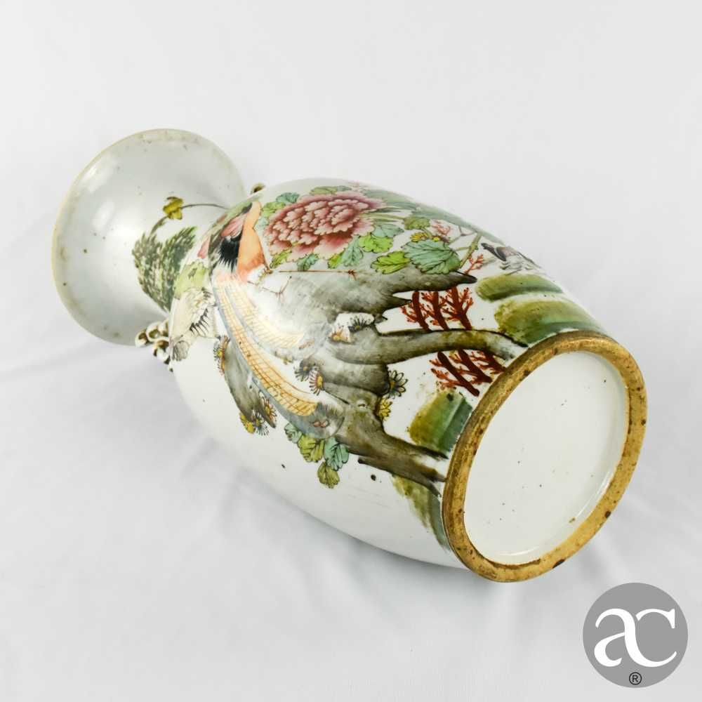 Jarrão em Porcelana da China com carateres chineses, dinastia Qing