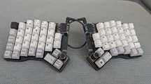 Teclado Mecânico Ergonómico PT-PT configurável 60%