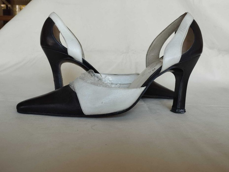 Sapatos de salto haity