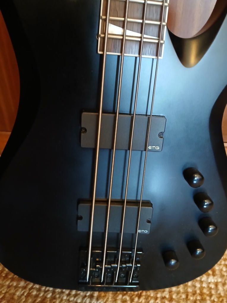 Baixo Jackson Modelo assinatura David Ellefson