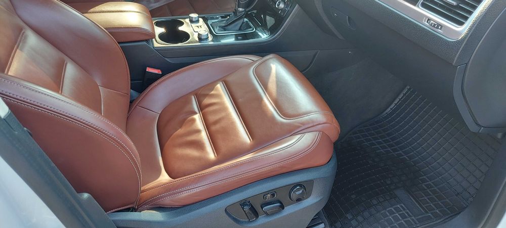 Офіційний Volkswagen Touareg 2017