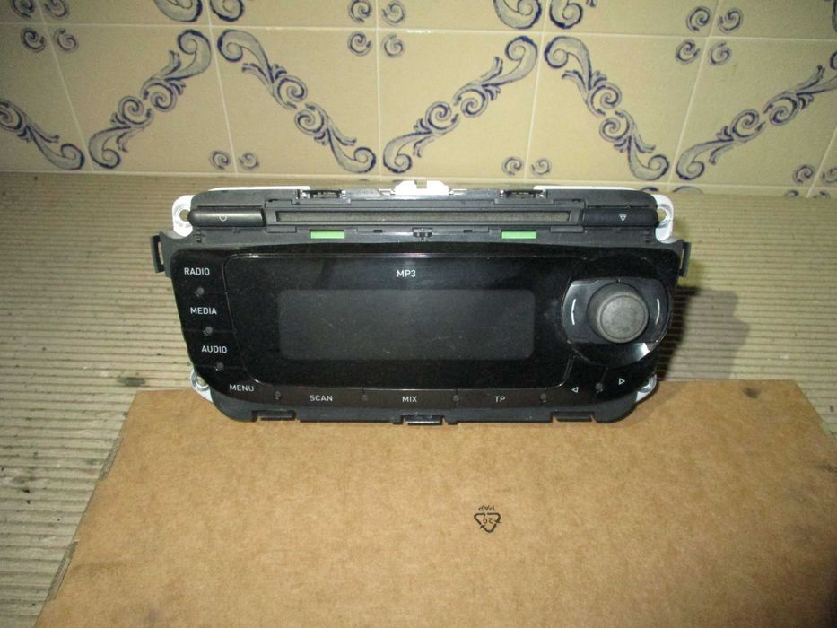 Rádio original para Seat Ibiza 6J (2.009) 6J0.035.153.B 6J.003.515.3B
