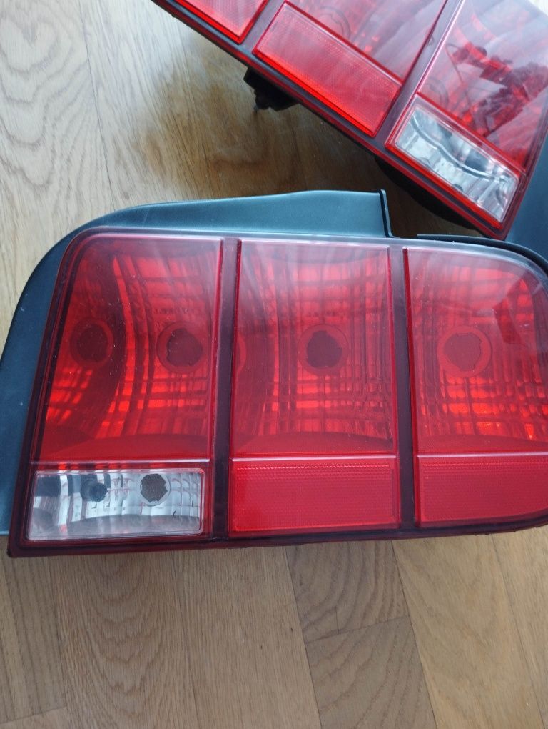 Lampy tył Mustang 05 09