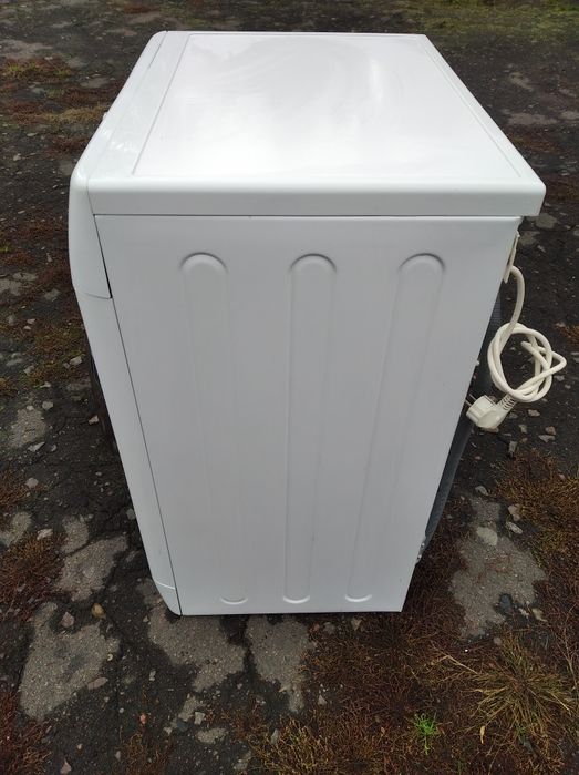 Пральна машинка .