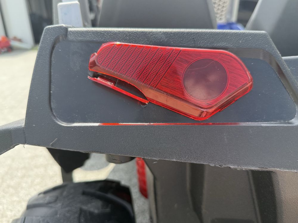 Samochód na akumulator PerPerego Polaris Rzr 900 xp