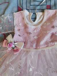 Нарядное детское платье 8-12 месяцев
