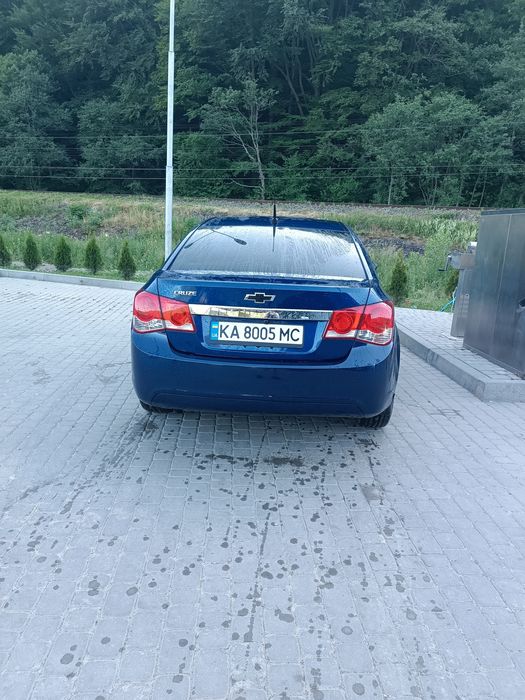 Продам своє авто  Шевроле Круз 1.8 АКПП