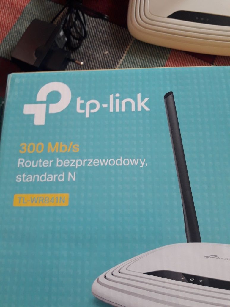 Router TP LINK TL - WR841N