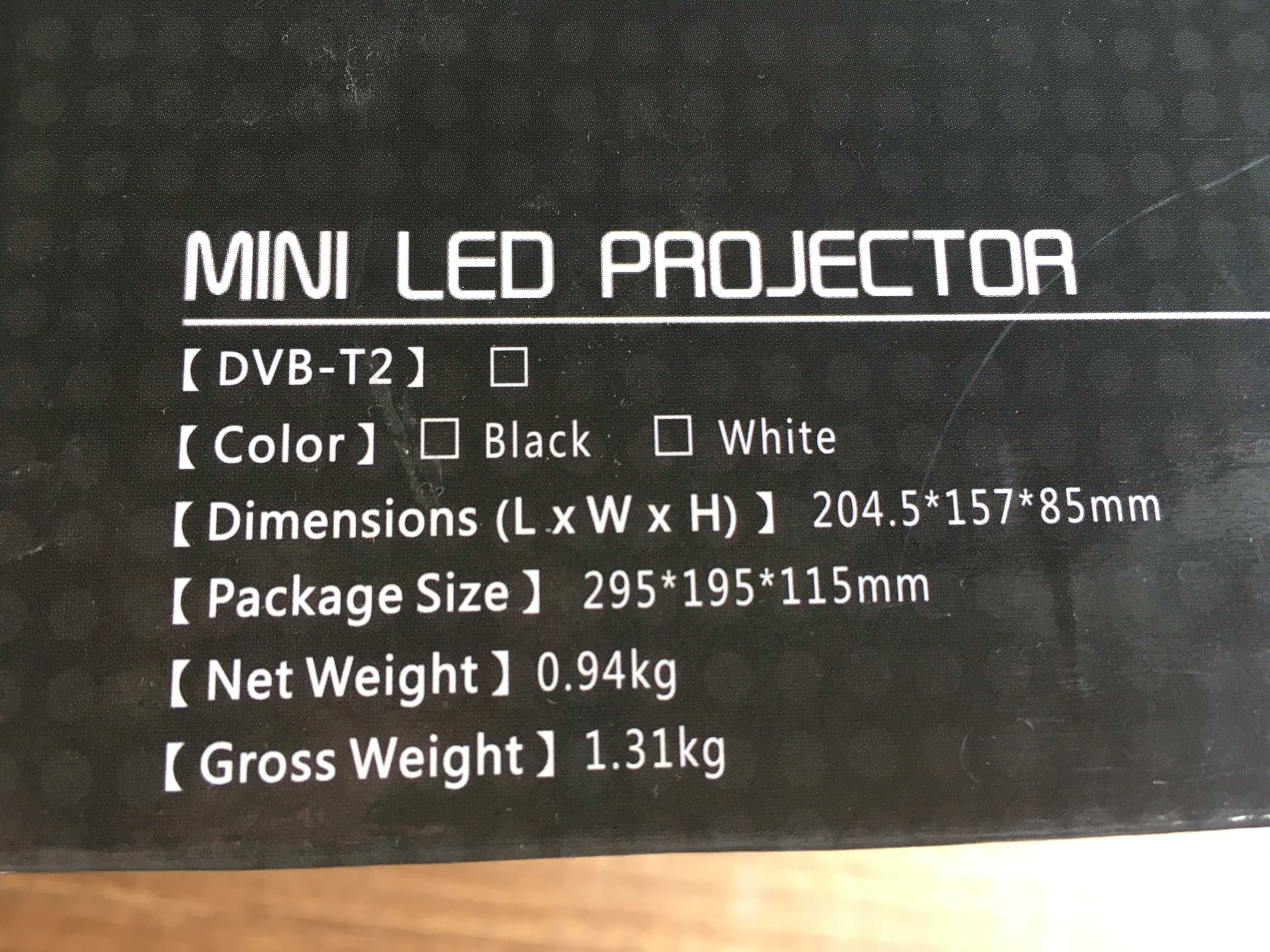 Проектор Mini Led Cheerlux новый в упаковке не пользовались