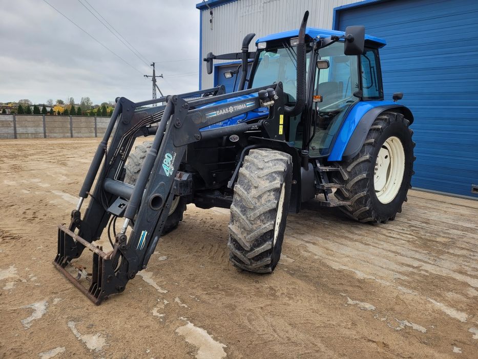 New Holland TS 115 6 cyl. TURBO Tur ładowacz czołowy stan BDB nie Case