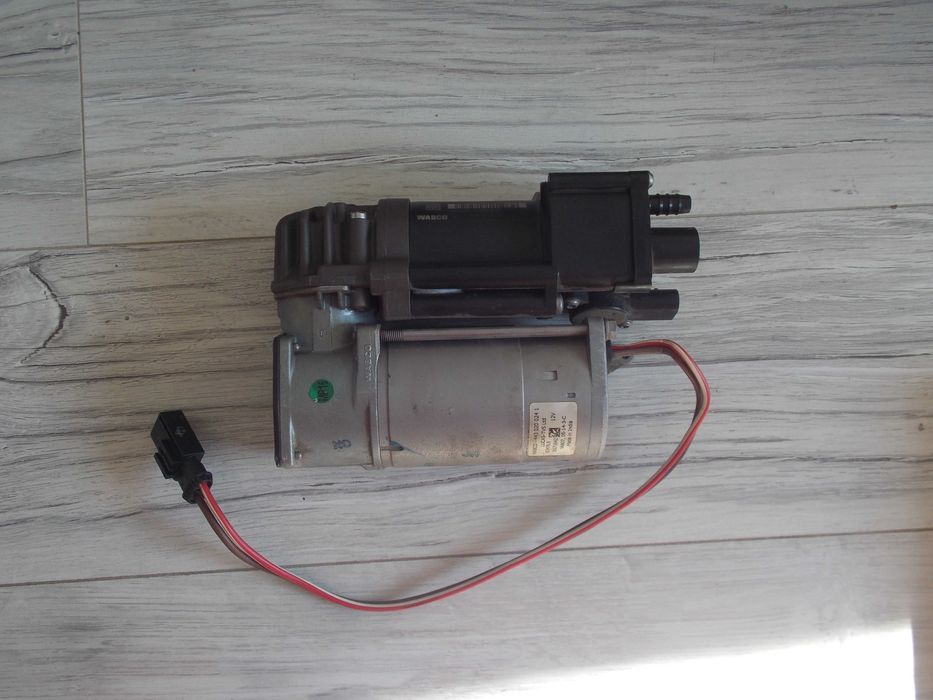 Kompresor zawieszenia Wabco oryginał BMW5 7 F01,F02,F11 do regeneracji