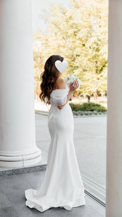 Продам брендову весільну сукню преміум-класу! В стані нової -50%!