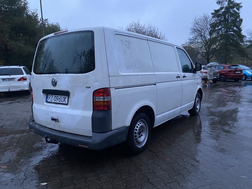 Volkswagen Transporter T5 1.9 TDI 105km 2006r 3 osoby 1000kg ładowność