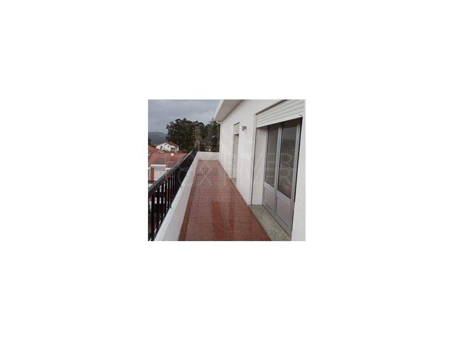 Apartamento T2 Próximo Centro de Monção