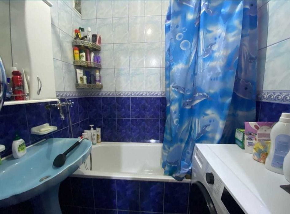 Продам трехкомнатную квартиру в Корабельном районе (р-н 48 школы)